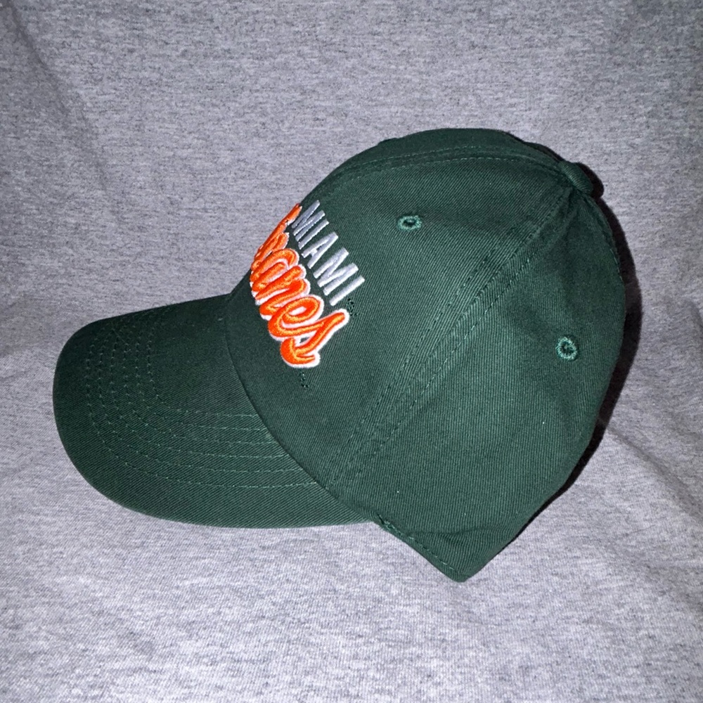 🌀🏟️ University of Miami Relaxed Fit Green Hat 🏟️🌀 - Picture 3 of 10